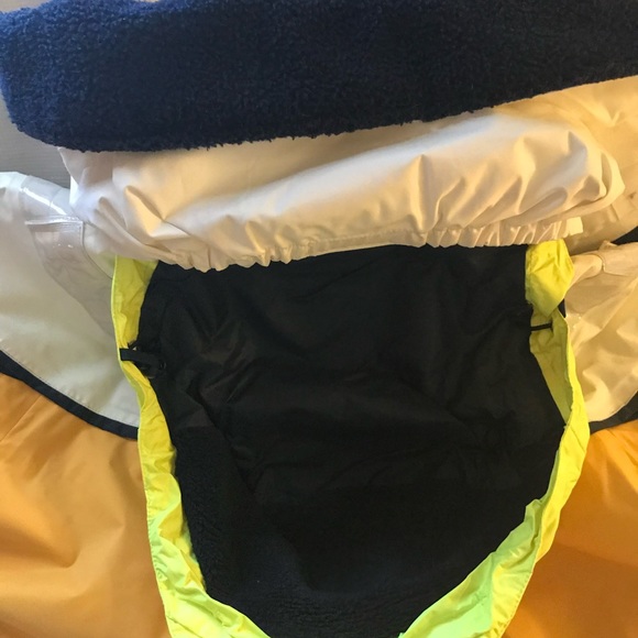 Against the Elements Men’s Jacket - Picture 7 of 8